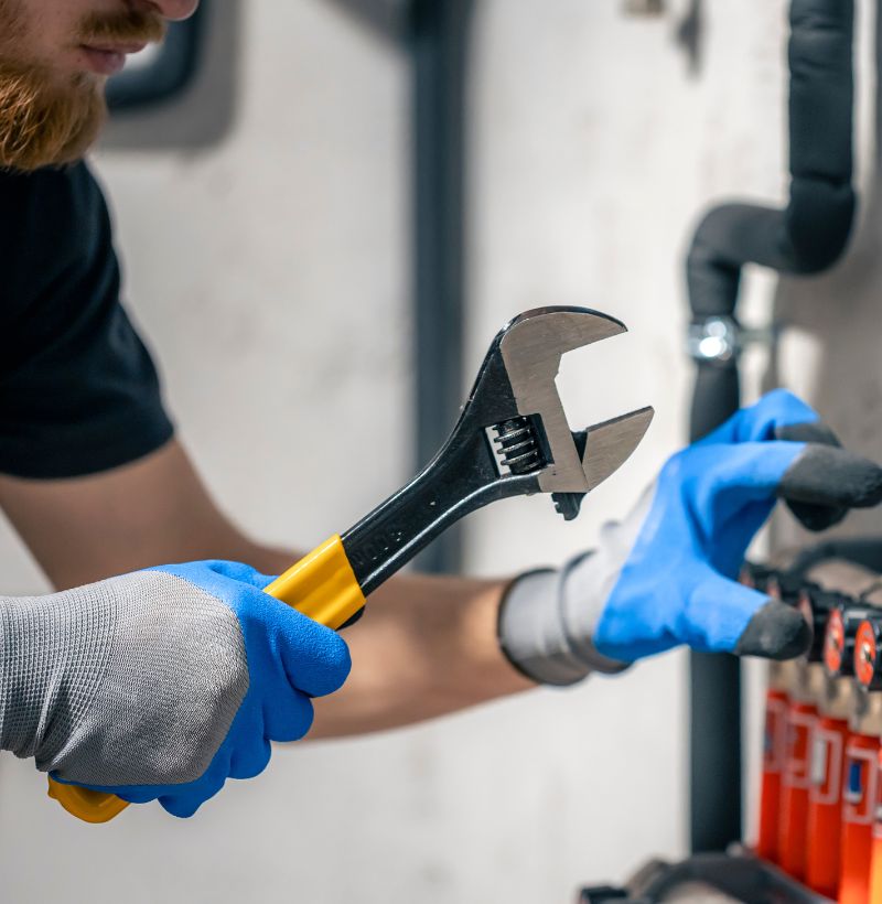 Plumbing for Property Emergency plumber fixing issues