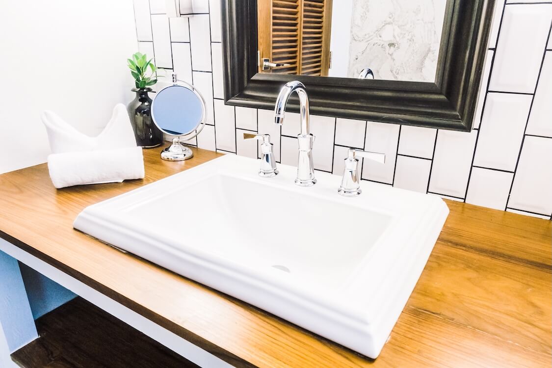 Bathroom Faucet Installation Emergency plumber in Toronto